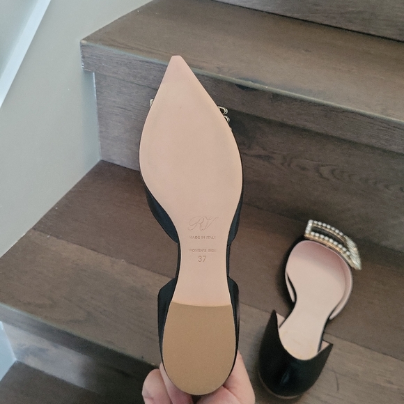 Roger Vivier black leather flats with bling bling buckle - Picture 3 of 9